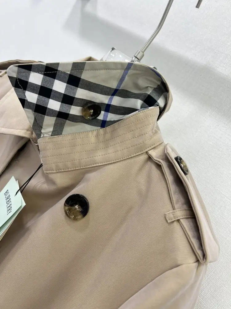Burberry Тренч в стилі Castleford — Фото 3