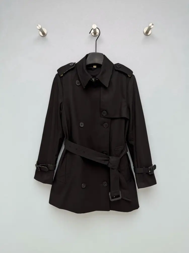 Burberry — Тренч женский