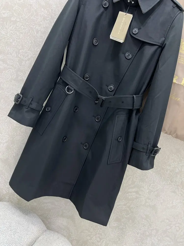 Burberry Trench female — Photo 4