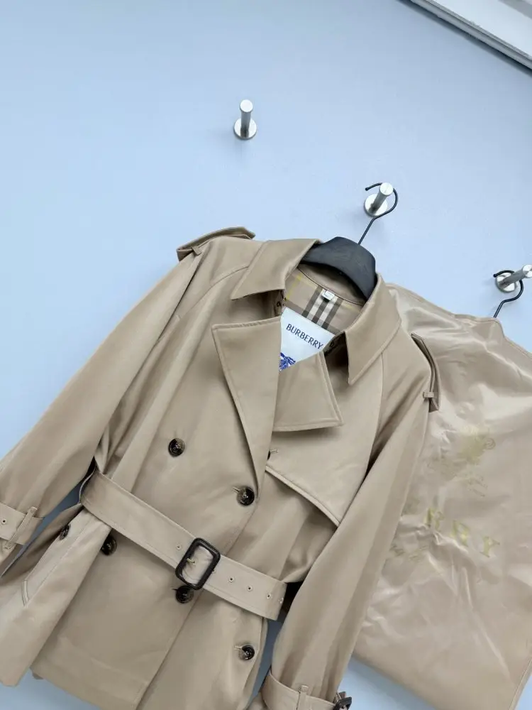 Burberry Тренч жіночий — Фото 4