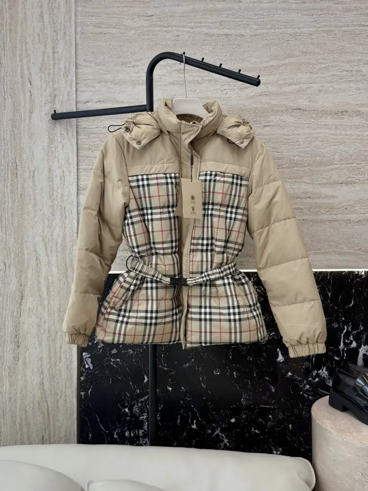 Burberry — Двостороння пухова куртка жіноча