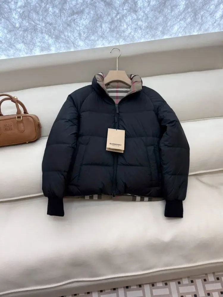 Burberry Двостороння картата пухова куртка — Фото 3