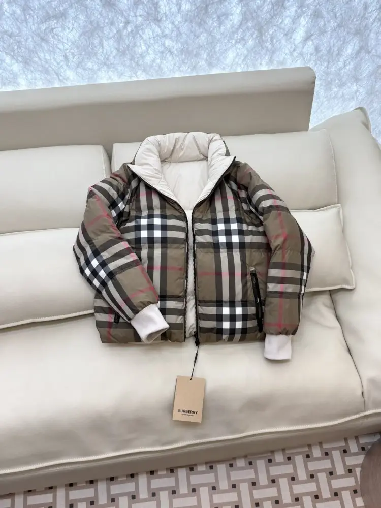 Burberry Двостороння картата пухова куртка — Фото 4