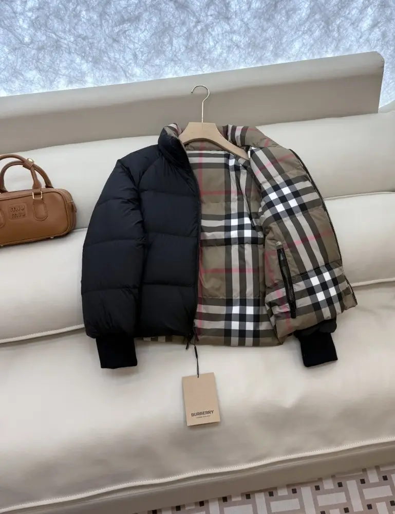 Burberry Двостороння картата пухова куртка — Фото 5
