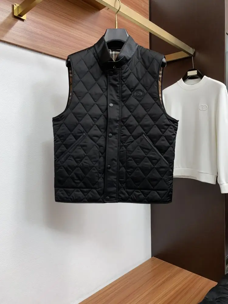 Burberry — Vest men's