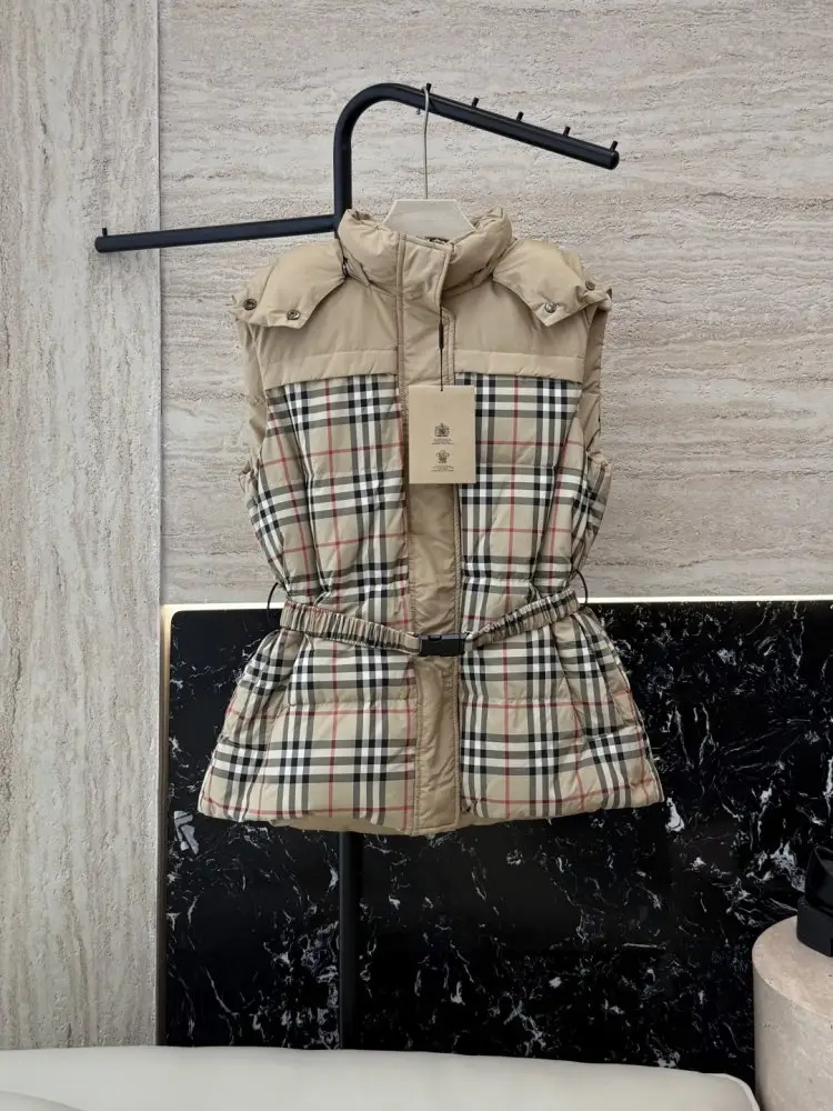 Burberry — Vest on feathers women's