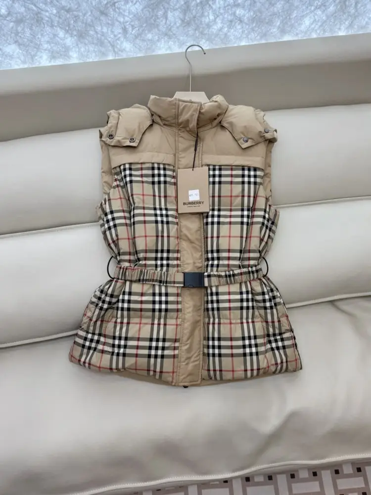 Burberry Vest on feathers women's — Photo 3