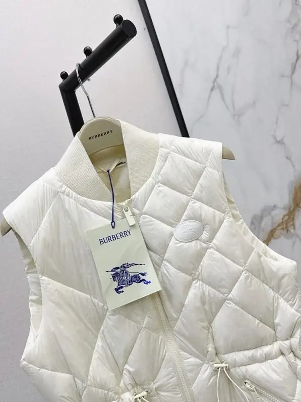 Burberry Жилетка жіноча — Фото 2