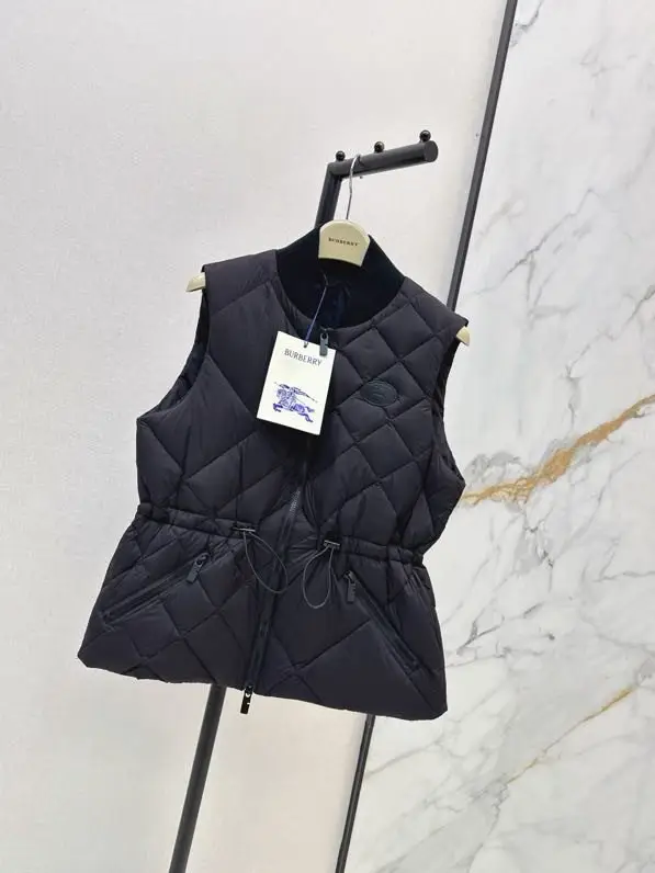 Burberry Жилетка женская — Фото 5