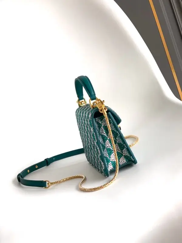 BVLGARI Сумка 19 см Serpenti Forever інкрустована кристалами — Фото 2