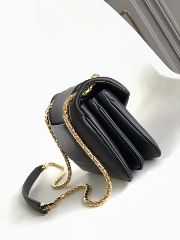 BVLGARI Сумка через плече SERPENTI REVERSE 22 см — Фото 2