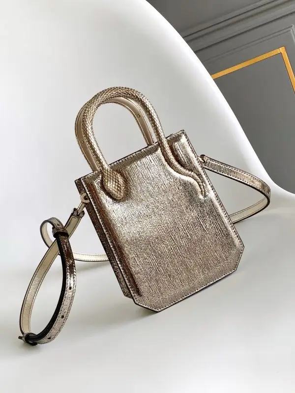 BVLGARI — Міні сумка тоут SERPENTINE 13 см