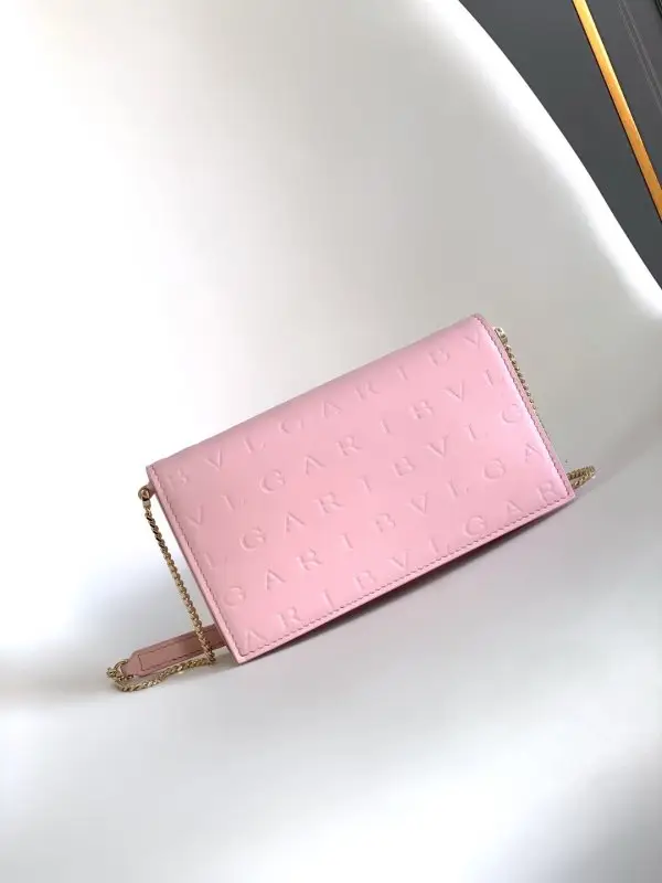 BVLGARI — Кошелек INFINITUM 19 см на цепочке