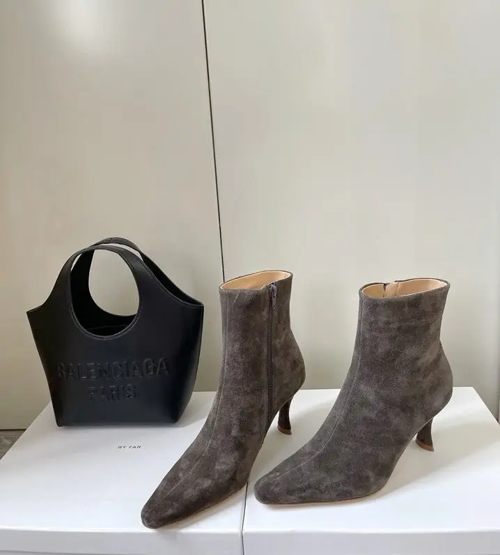 by FAR — Ankle boots women's leather on high heel