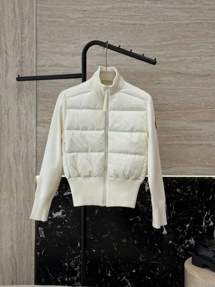 Canada Goose — Jacket on feathers women's from кшемировыми sleeves