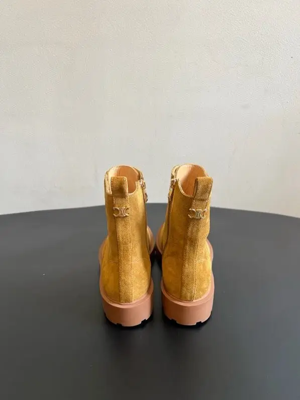 Celine Boots women's — Photo 3