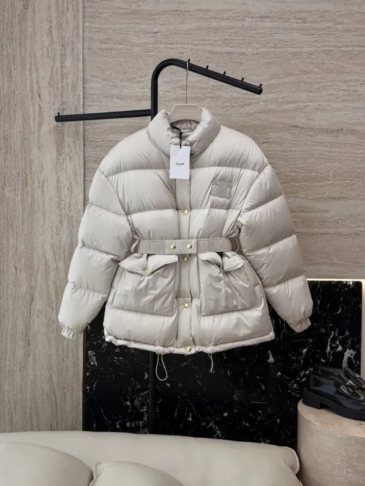 Celine — Пухова куртка з поясом і коміром-стійкою