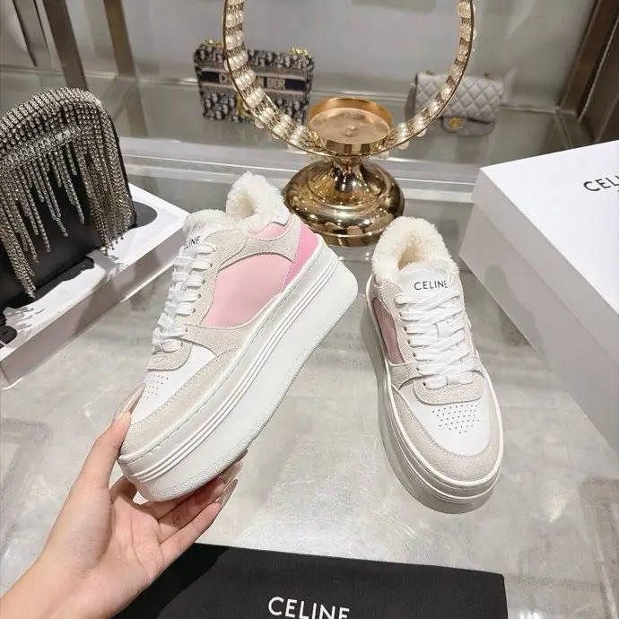 Celine Sneakers RUNNER on fur — Photo 3