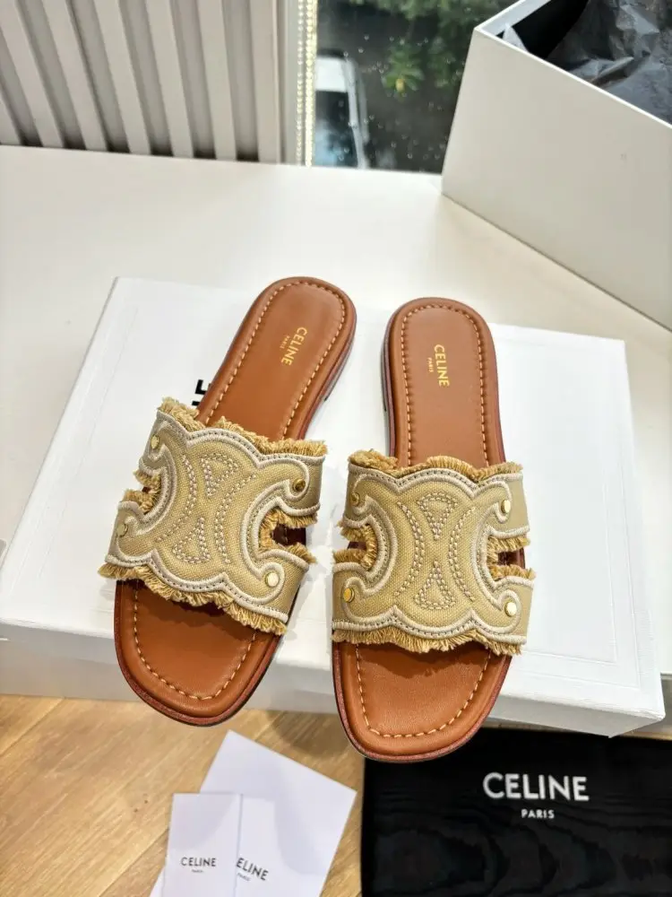 Celine Шлепанцы женские — Фото 4