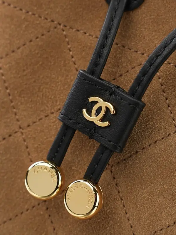 Chanel Сумка відро шкіряна 16 см — Фото 5