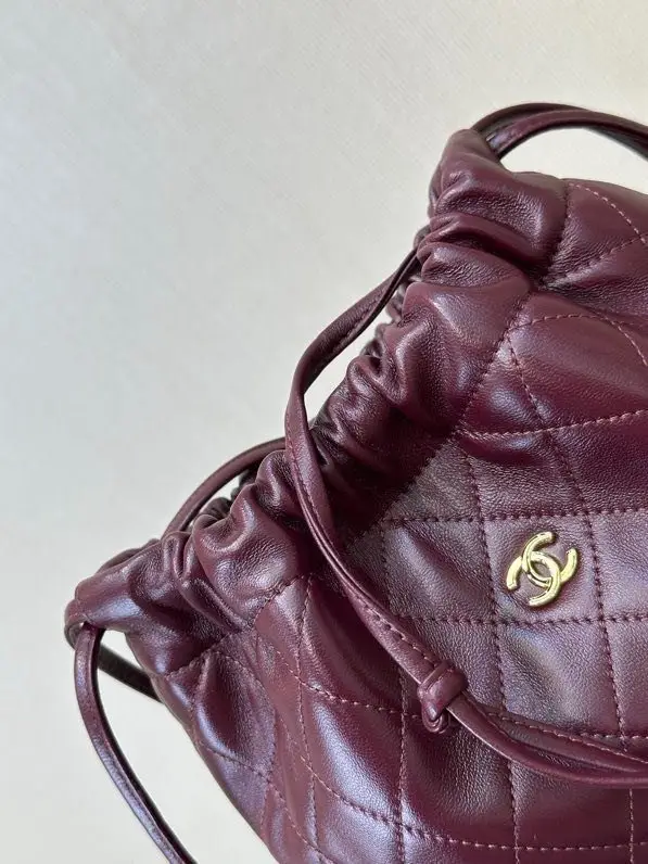Chanel A bag bucket leather Lucky Bag 22 cm — Photo 4