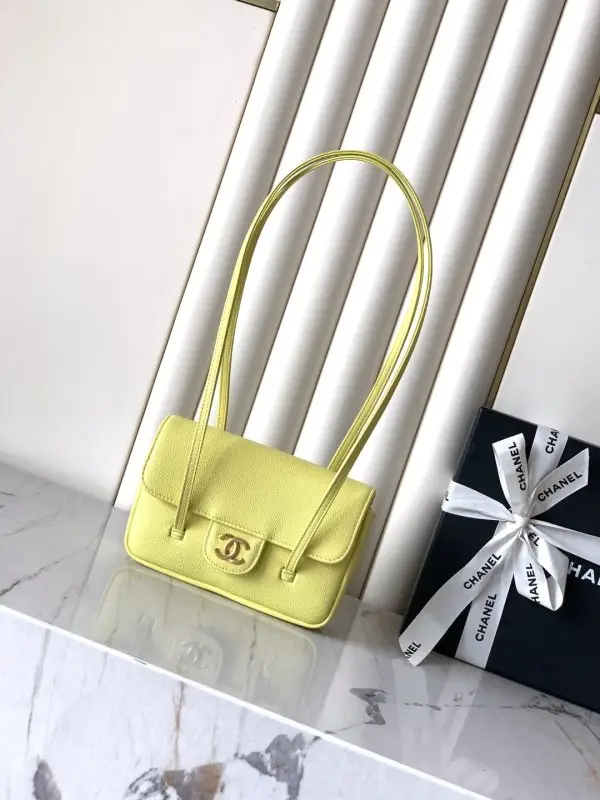 Chanel — Сумка Chanel 26P Preppy Coco 17 см