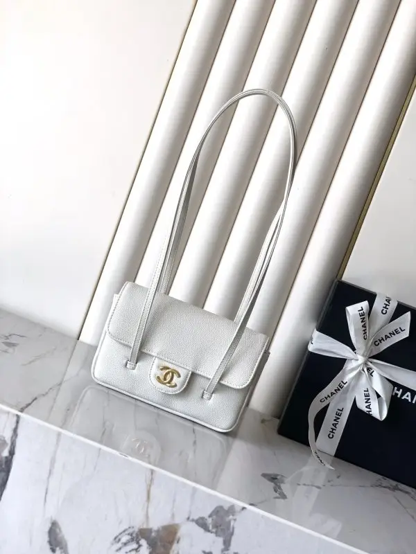 Chanel — Сумка Chanel 26P Preppy Coco 17 см