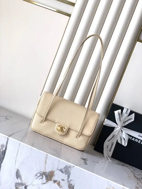 Chanel — Сумка Chanel 26P Preppy Coco 22 см