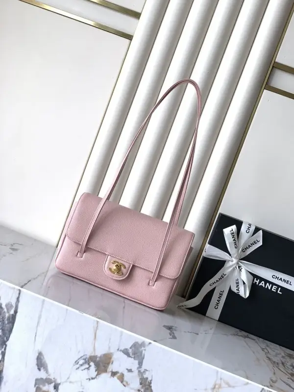 Chanel — Сумка Chanel 26P Preppy Coco 22 см
