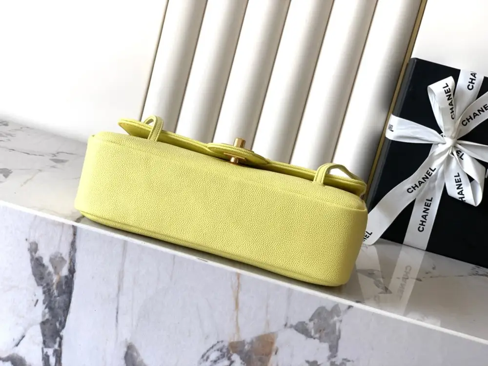 Chanel A bag Chanel 26P Preppy Coco 22 cm — Photo 4