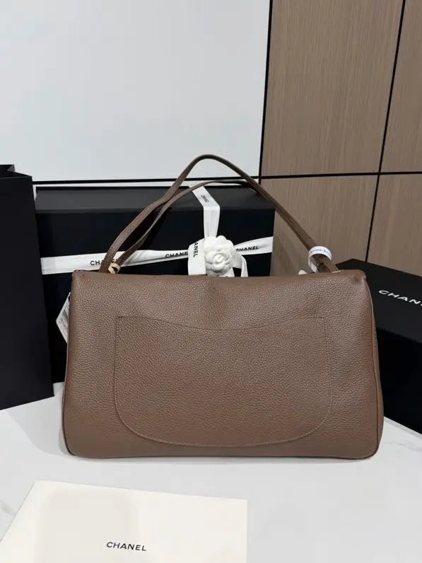 Chanel A bag Chanel 26S Jennie MAXI 38 cm of soft veal skin — Photo 5