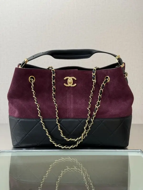Chanel — Сумка Chanel Small Tote Bag 36 см в кольорі бургунди