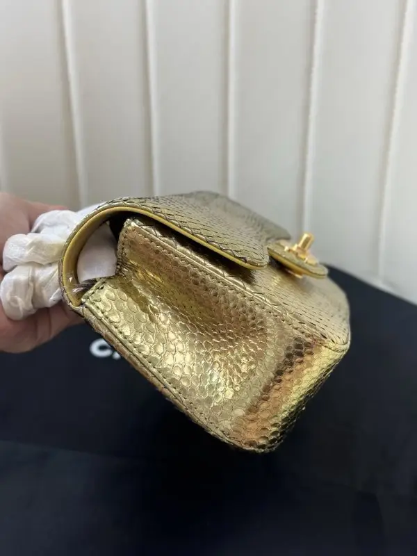 Chanel Сумка Classic Double Flap 20 см в зміїної шкірі — Фото 3