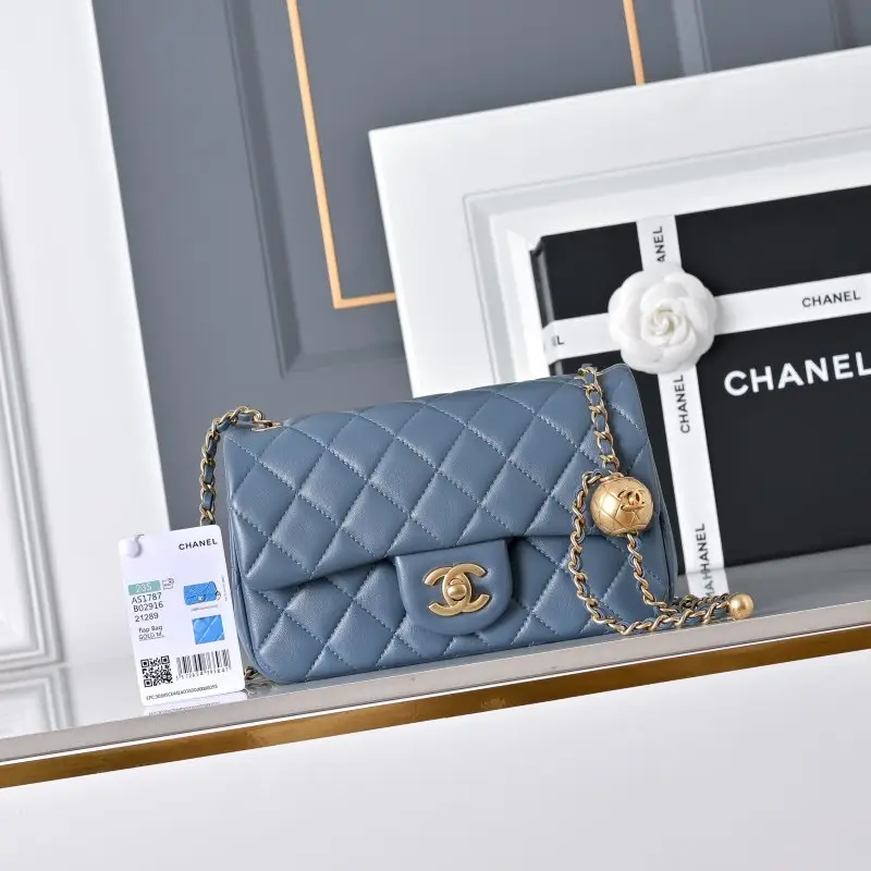 Chanel — A bag Classic Flap Calfskin 20 cm