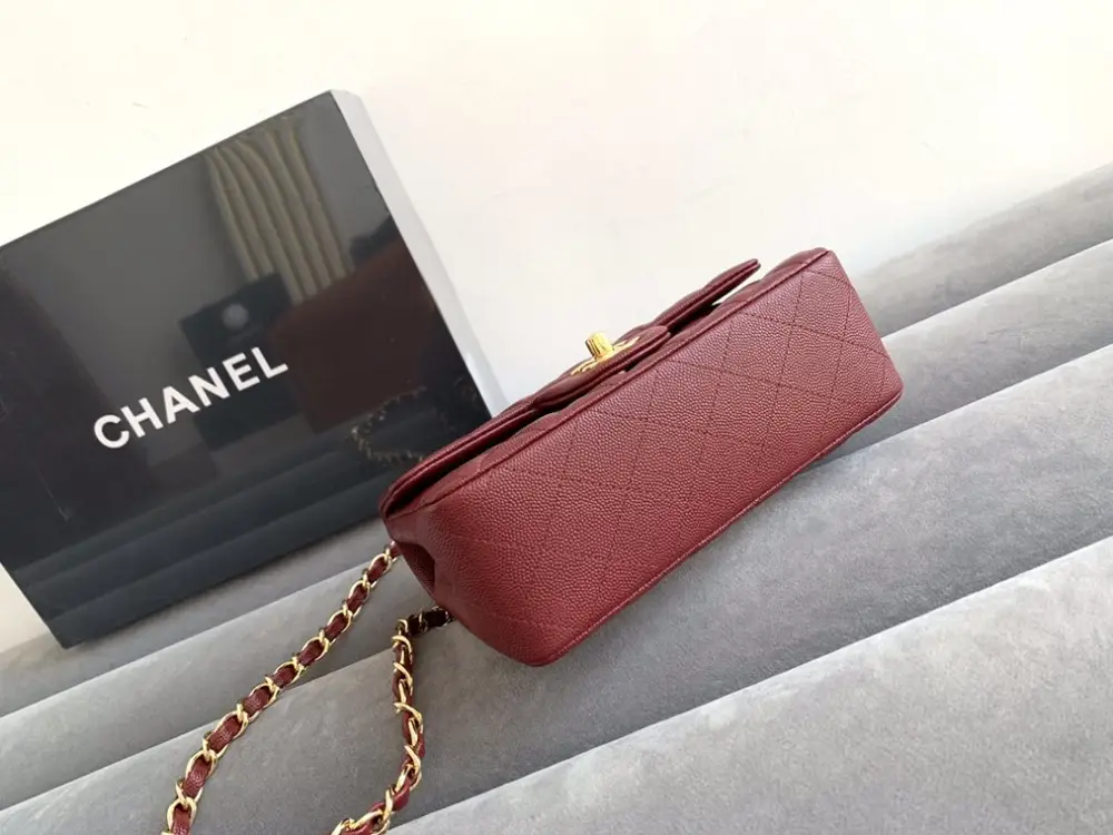 Chanel Сумка Classic Flap Caviar 20 см — Фото 4