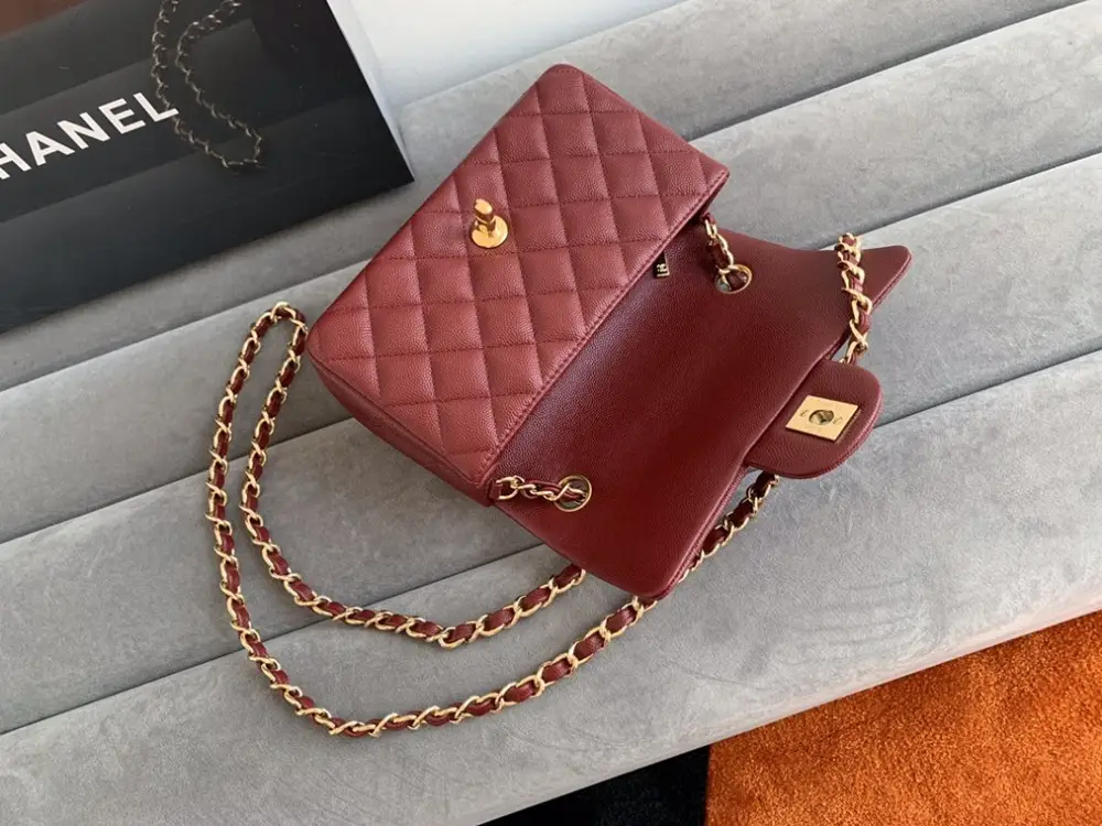 Chanel Сумка Classic Flap Caviar 20 см — Фото 5
