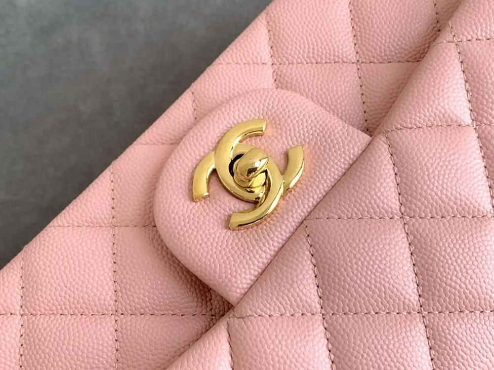 Chanel Сумка Classic Flap Caviar 20 см — Фото 5