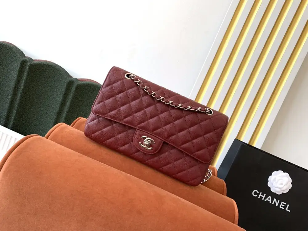 Chanel — A bag Classic Flap Lambskin 26 cm