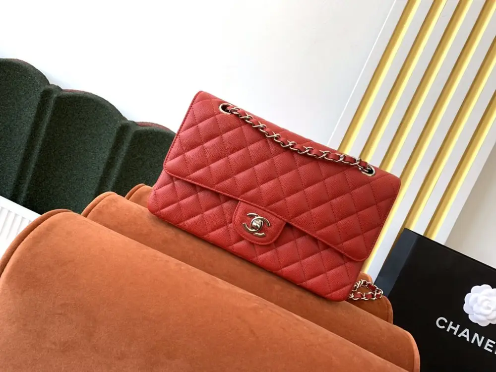 Chanel — Сумка Classic Flap Lambskin 26 см