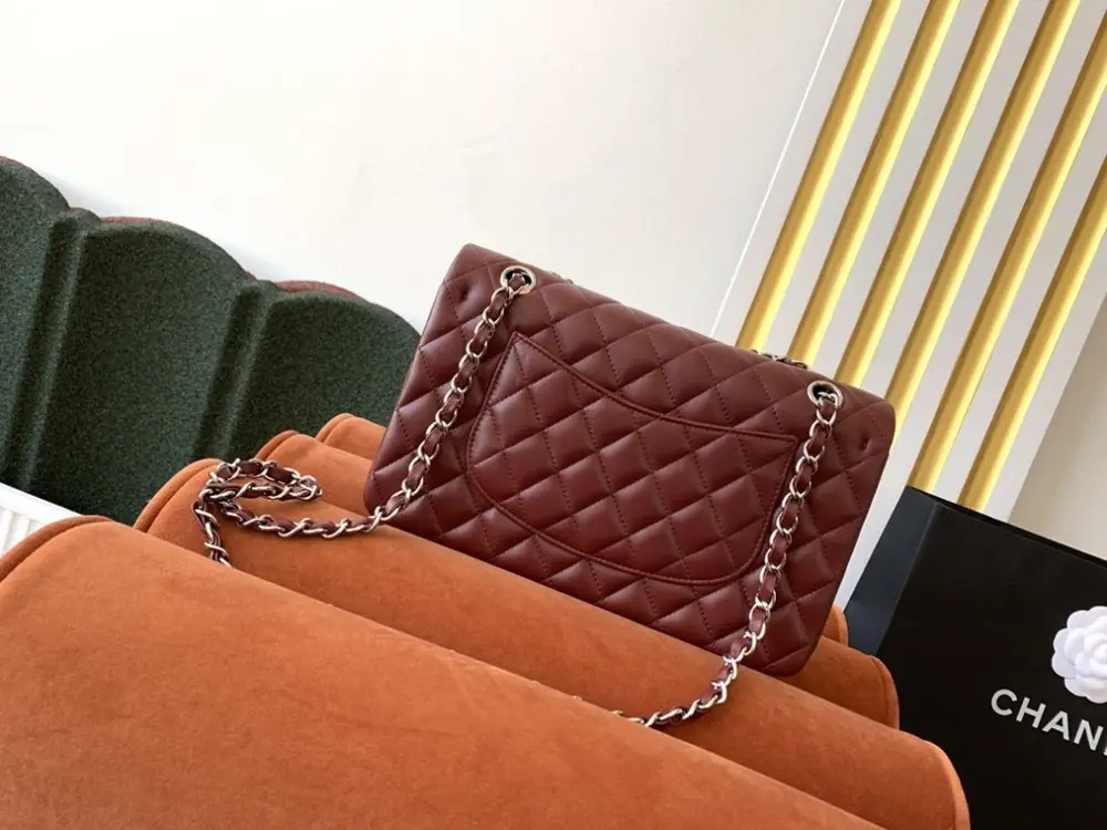 Chanel A bag Classic Flap Lambskin 26 cm — Photo 2