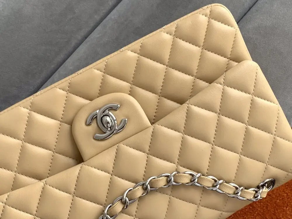 Chanel Сумка Classic Flap Lambskin 26 см — Фото 5