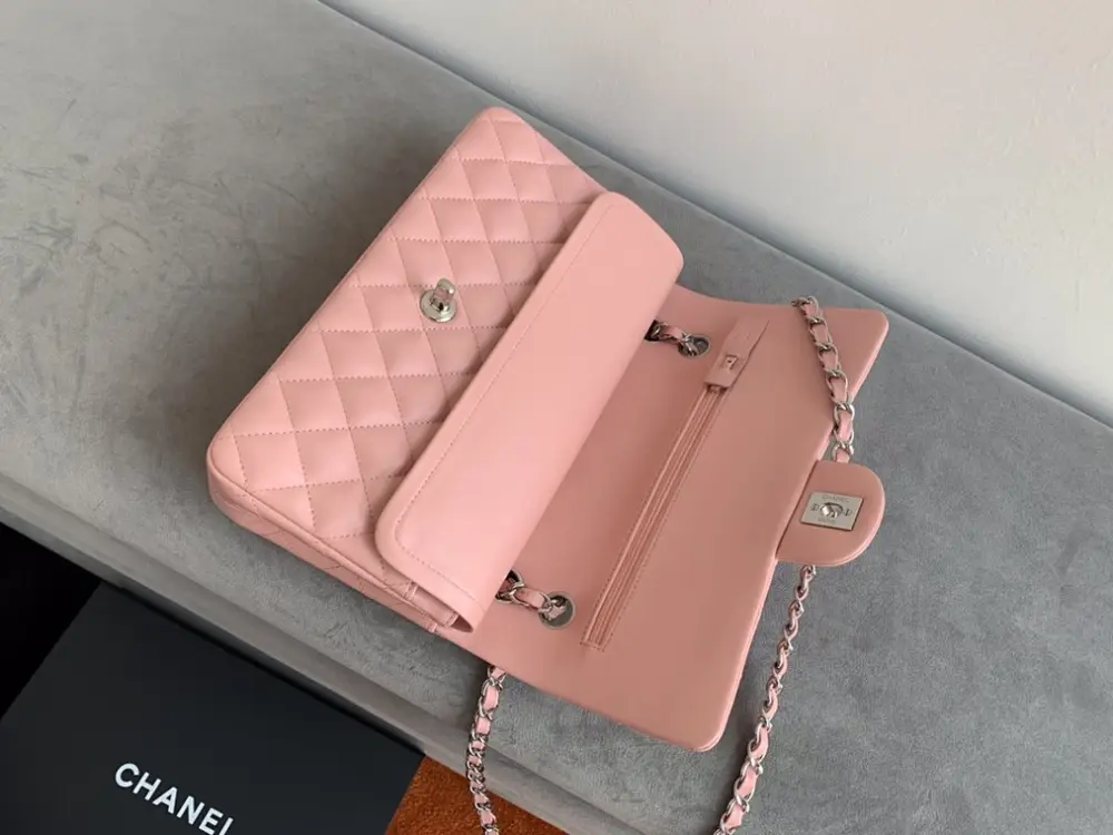 Chanel Сумка Classic Flap Lambskin 26 см — Фото 5