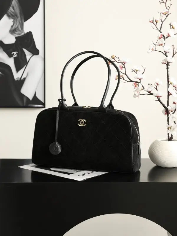 Chanel Сумка для боулінгу 36 см з телячої шкіри Boston — Фото 2
