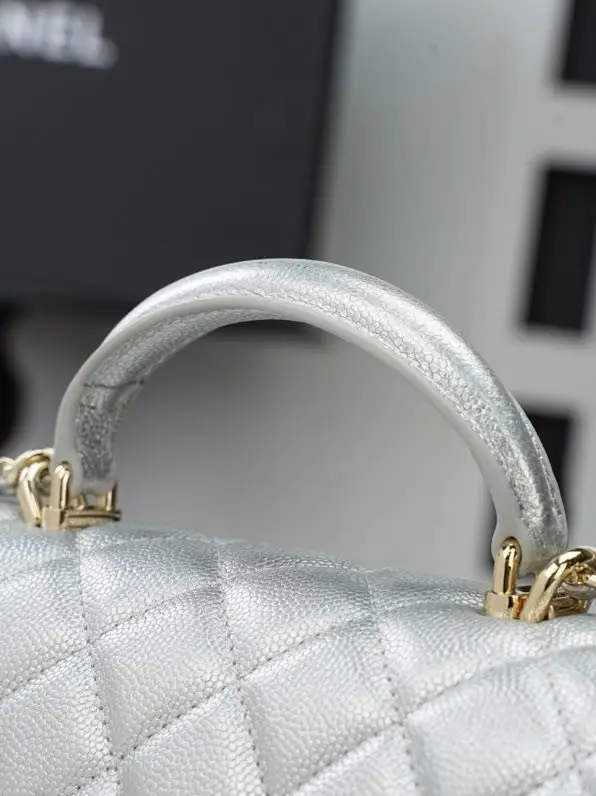 Chanel Сумка шкіряна жіноча Chanel 26A CF 25 см — Фото 3