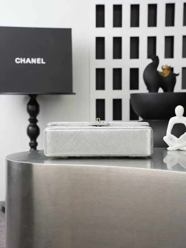Chanel Сумка шкіряна жіноча Chanel 26A CF 25 см — Фото 4