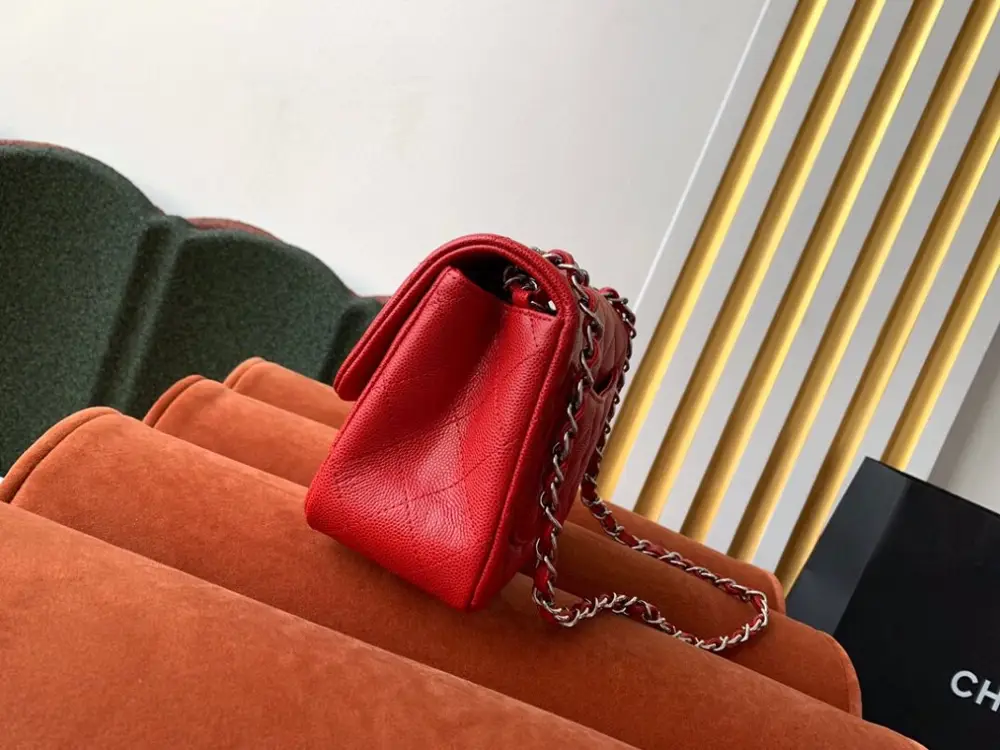 Chanel Сумка Mini Classic Flap Caviar 17 см — Фото 3