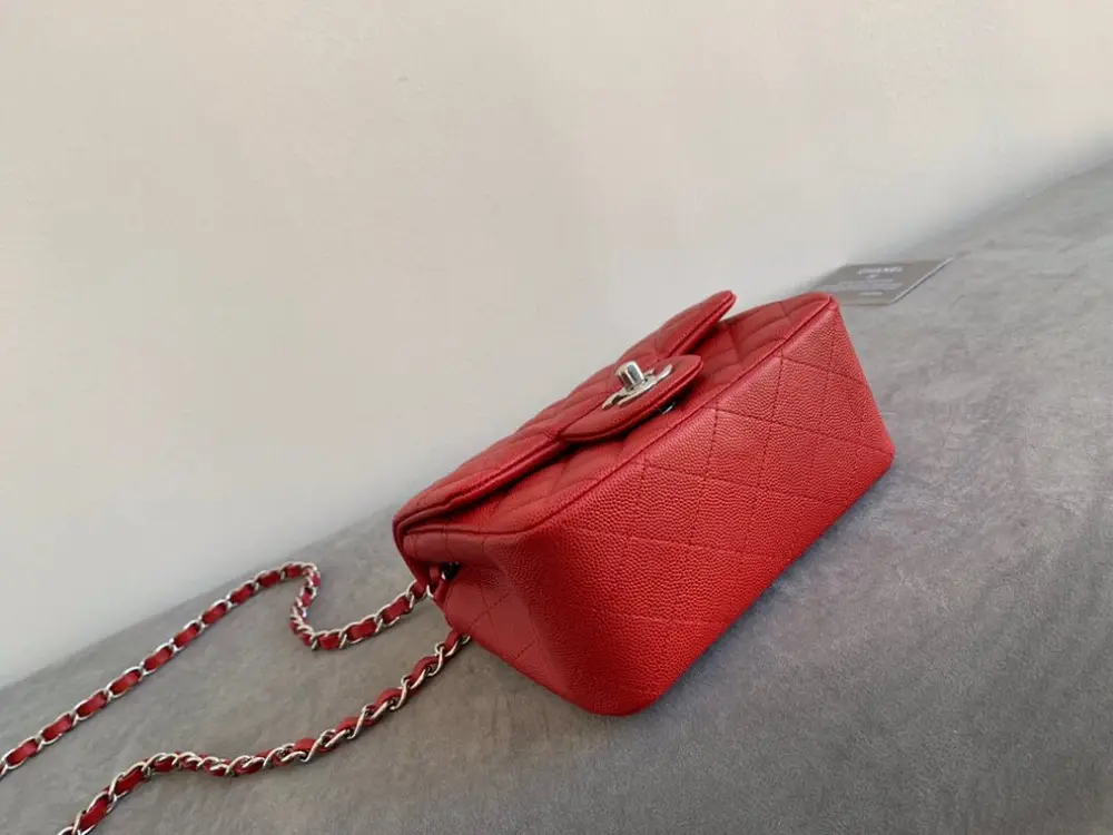 Chanel Сумка Mini Classic Flap Caviar 17 см — Фото 4