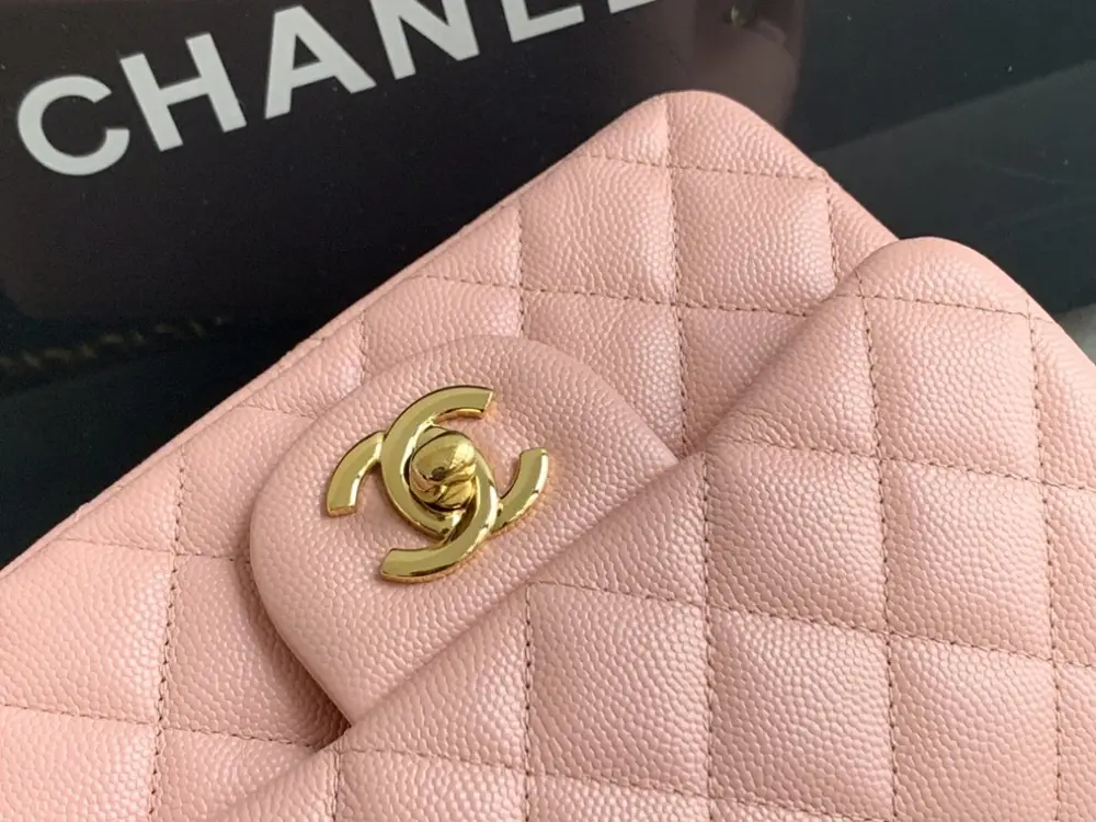 Chanel A bag Mini Classic Flap Caviar 17 cm — Photo 5