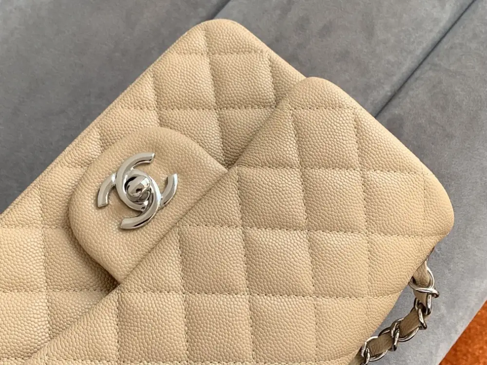 Chanel Сумка Mini Classic Flap Caviar 17 см — Фото 5