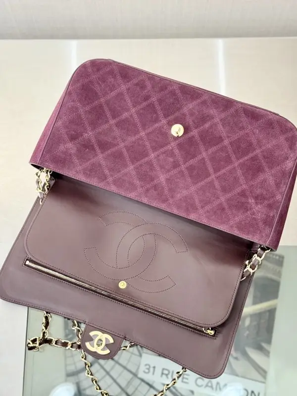 Chanel Сумка замшева CF Maxi 32 см в кольорі бургунди — Фото 4